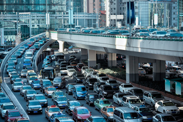 O congestionamento nas grandes cidades é um dos principais fatores da falta de mobilidade.