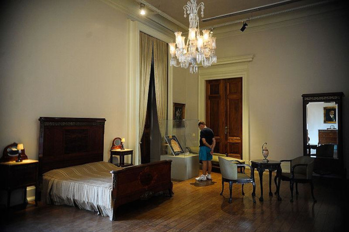 Quarto presidencial, no Palácio do Catete, onde Getúlio Vargas suicidou. [2]