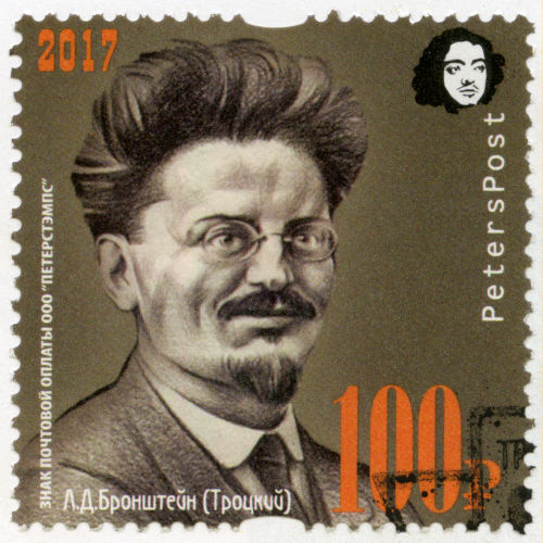 Leon Trotsky foi um dos revolucionários mais importantes durante a Revolução Russa.[1]