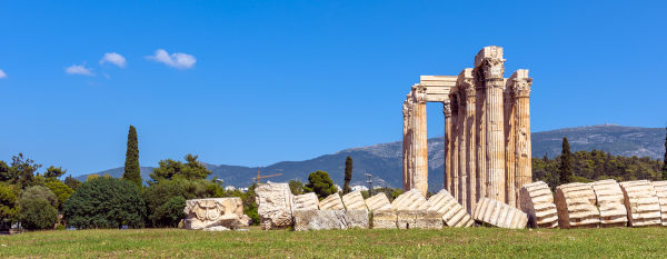Ruínas do templo de Zeus Olímpico em Atenas.