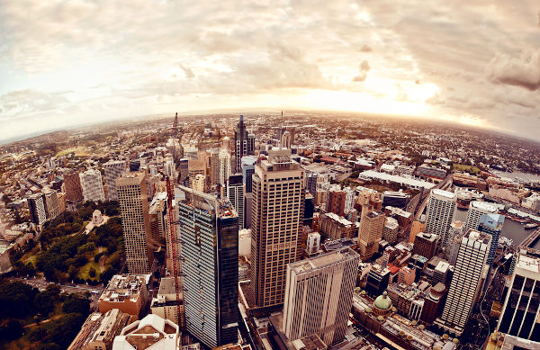 Vista aérea da cidade de Sydney, na Austrália, como representação do foco de estudo da Geografia urbana.