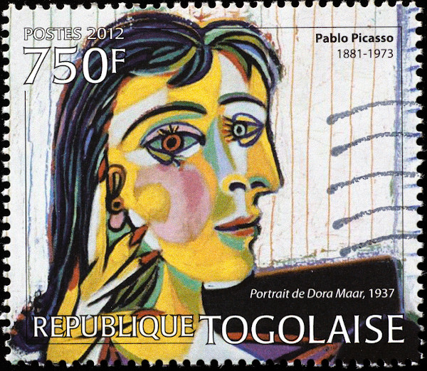 Rosto de uma mulher em uma pintura sem simetria estampando um selo.