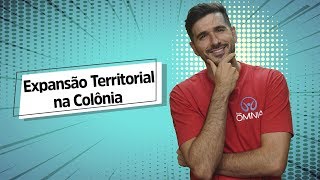 Professor ao lado do escrito "Expansão Territorial no Brasil Colônia".