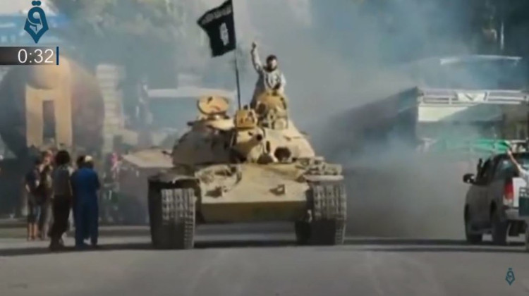 Ataque do Estado Islâmico em tanque de guerra na Síria, 2017.[2]