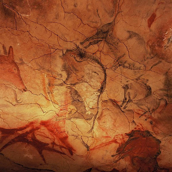 Pinturas rupestres na caverna de Altamira, exemplo de arte rupestre desenvolvida na Pré-História.