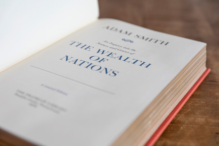 Versão em inglês do livro “A Riqueza das Nações”, o principal trabalho da vida de Adam Smith.
