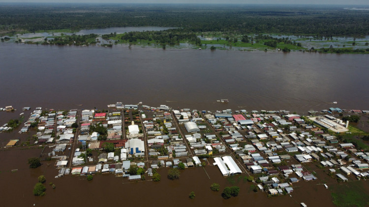 Grande enchente no estado do Amazonas.