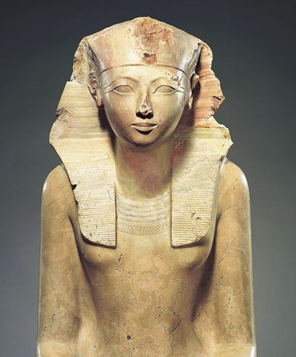 Estátua de Hatshepsut, faraó entre 1479 a.C. e 1458 a.C.