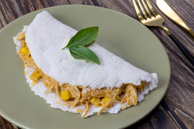 Tapioca, uma das comidas típicas da Festa Junina da região Norte do Brasil.