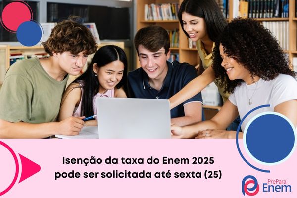 Estudantes reunidos ao redor de um computador