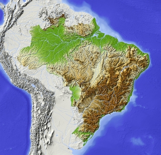 O relevo brasileiro possui baixas altitudes e muitos planaltos e depressões
