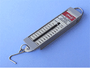 Dinamômetro - aparelho que mede a intensidade de uma força.