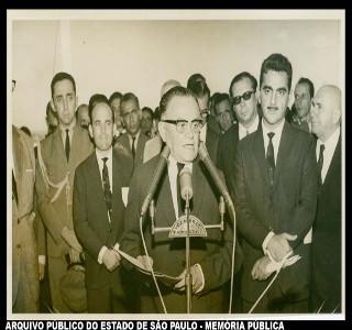 Humberto Castello Branco discursando em Mato Grosso, em 1966.*