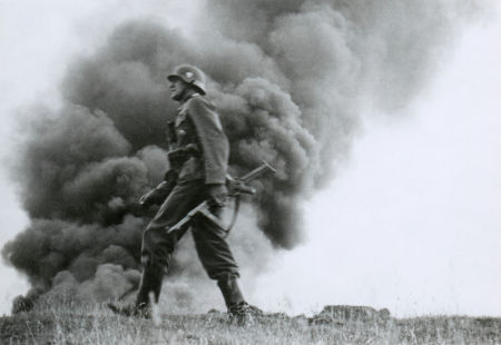 Soldado alemão durante a Operação Barbarossa, em 1941
