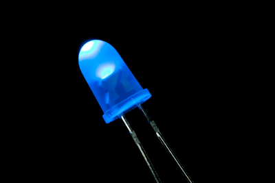 Led: um semicondutor que emite luz